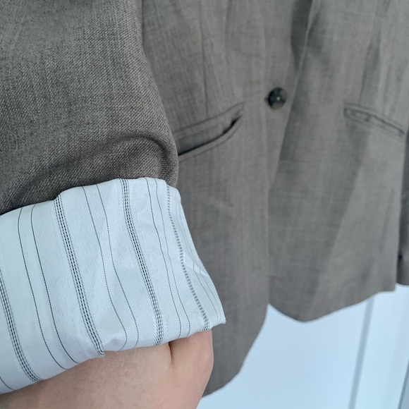 Stretch Wool Blazer - Picture 2 of 5